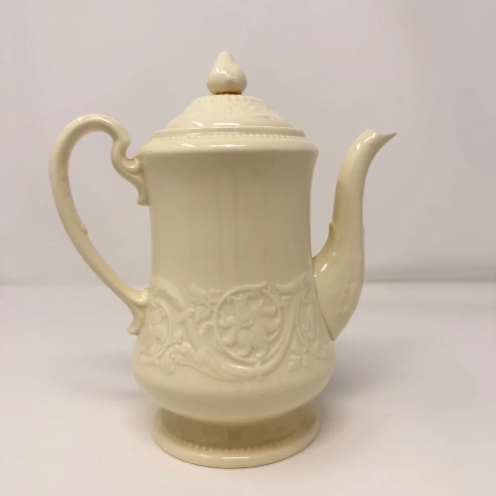 Wedgwood Patrician add touch
